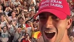 Ferran Torres, con la gorra que ha provocado la polémica