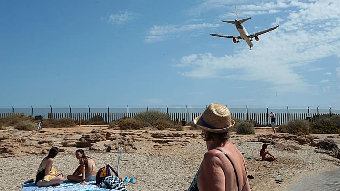 Spain breaks tourism records while one in three Spaniards cannot afford a holiday