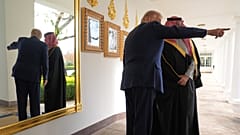 دونالد ترامپ، رئیس‌جمهوری آمریکا و محمد بن سلمان، ولی‌عهد سعودی در کاخ سفید، نوامبر ۲۰۲۵