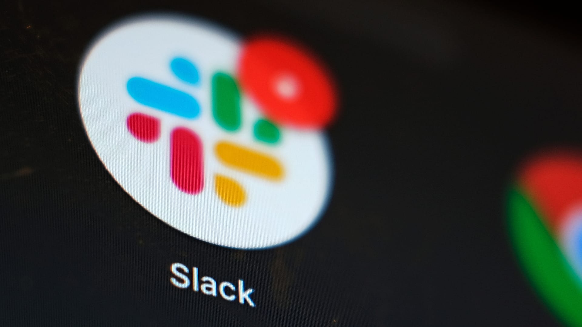 Forget Slack and Teams — your next work chat could come with AI co ...