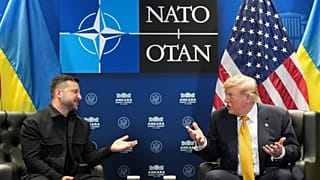 Ο πρόεδρος των ΗΠΑ Ντόναλντ Τραμπ συναντά τον πρόεδρο της Ουκρανίας Βολοντίμιρ Ζελένσκι στο περιθώριο της συνόδου κορυφής του ΝΑΤΟ στην Άγκυρα, Τουρκία, Τετάρτη 8 Ιουλίου 2026