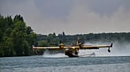 Avión Canadair contra incendios, imagen de archivo