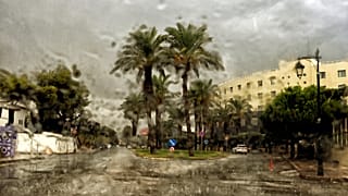 Έντονη καταιγίδα και χαλαζόπτωση σημειώθηκε στην παραλιακή Λουτρακίου Κορινθίας,