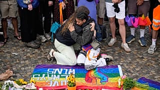 Θρήνος στο Βερολίνο για τη φονική επίθεση στο Pride