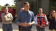 Pedro Sánchez informando de la situación de los incendios en su visita al CECOD, 26 de julio, Navalcarnero
