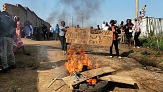 Ebola : le nombre de cas confirmés dépasse les 3 000 en RDC