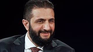 أحمد الشرع، الرئيس السوري للمرحلة الانتقالية، يبتسم خلال قمة "كونكورديا" السنوية في نيويورك، يوم الاثنين 22 سبتمبر 2025. 