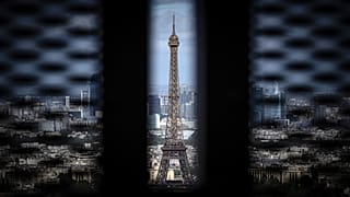 Un attacco di uomo con coltello ha ferito diverse persone a Parigi lunedì