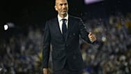Zinedine Zidane prend la place de Didier Deschamps.