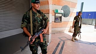 Libya orders army to expel protesters from gas plant 