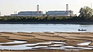A paksi atomerőmű a Duna irányából nézve, 2026.07.29-én.