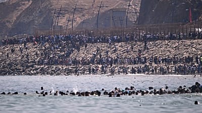 Göçmenler, 30 Temmuz 2026 Perşembe günü Fas'tan İspanya'ya ait Ceuta enklavına geçiyor. (