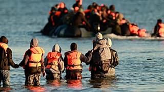 Immigration : record de traversées de la Manche vers le Royaume-Uni