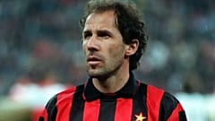Foto de archivo, imagen de repertorio del jugador del Milan Franco Baresi