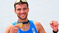 Ο Πέτρος Γκαϊδατζής με το χρυσό μετάλλιο