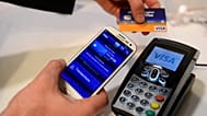 A kártyás fizetések többsége a Visa vagy a Mastercard rendszerén keresztül zajlik, mindkettő amerikai vállalat.