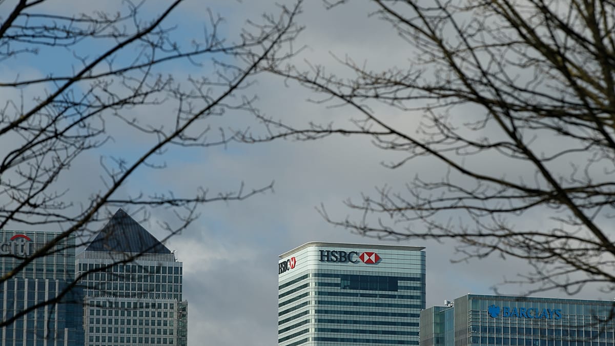 HSBC profit jumps as bank unveils major share buyback plan
