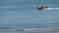 Un canot de sauvetage du SNSM, très impliquée dans le sauvetage des migrants qui tentent de traverser la Manche de la France vers la Grande-Bretagne.