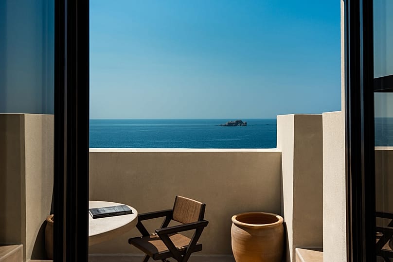 Luura Paros Cliff, Grecja