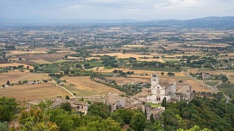 Each of the routes on The Way of Francis trail network leads you to the Basilica of Saint Francis of Assisi