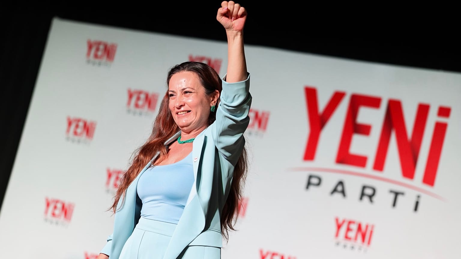 Yeni Parti Manisa İl Başkanı İlksen Özalper