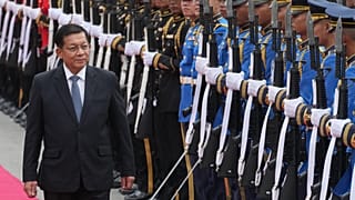 Myanmar's President Min Aung Hlaing reviews an honour guard during a welcome ceremony at the Government House in Bangkok, 6 August, 2026