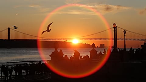 25 April Bridge