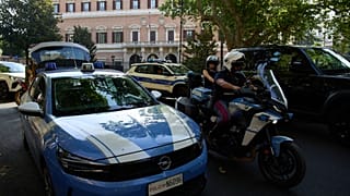 Pattuglia della polizia in Italia, a Roma