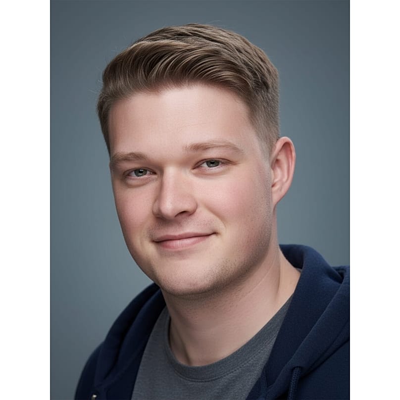 Marius Dick studierte an der Universität Trier Geschichte und Politikwissenschaft. Nach Angaben seiner Mutter stand er kurz vor dem Bachelorabschluss.