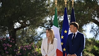 Giorgia Meloni and Emmanuel Macron at a summit on 25 June 2026
