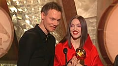 Morre aos 69 anos William Orbit, produtor britânico galardoado com Grammys e colaborador de Madonna e Blur