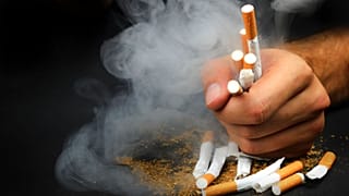 چگونه می‌توان سیگار را برای همیشه ترک کرد و کدام روش‌ها بیشترین شانس موفقیت را دارند؟