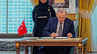 Erdogan aláírja  három ország szövetségi megállapodását