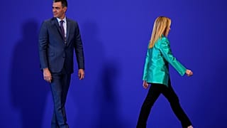 Spain imposes temporary retaliatory border checks for Italians