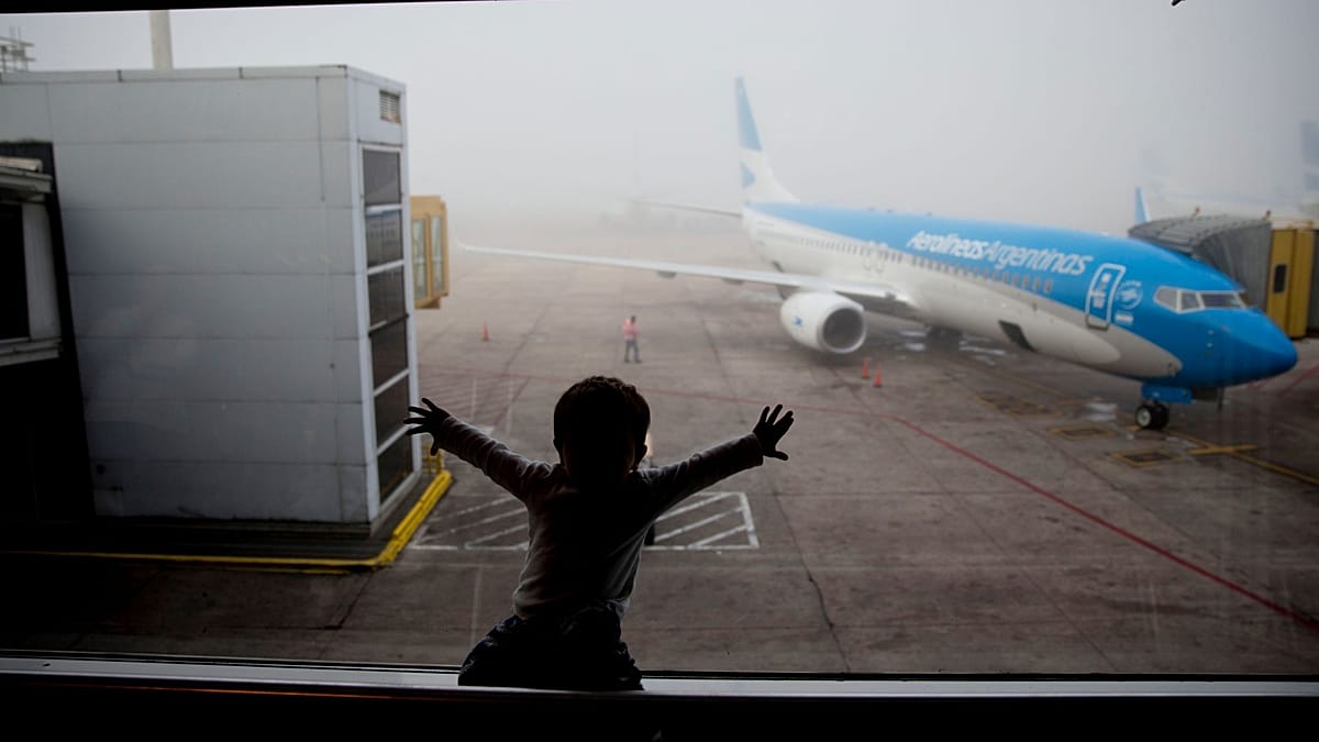 Top tips for travelling internationally with young children Top tips for travelling internationally with young children