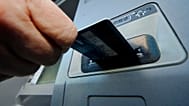Vítima estava a depositar o dinheiro numa caixa automática