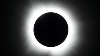L'Europe se prépare à vivre une rare éclipse solaire totale
