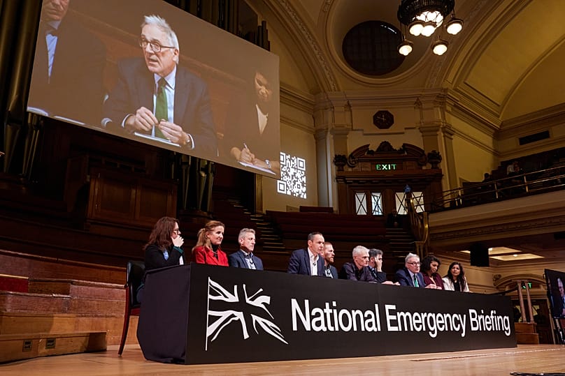 Tudósok válaszolnak a kérdésekre a National Emergency Briefing rendezvényén, London, Egyesült Királyság, 2025. november 27.