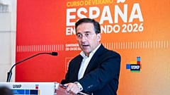 José Manuel Albares podczas inauguracji kursu „Hiszpania w świecie” współorganizowanego przez Ministerstwo Spraw Zagranicznych Hiszpanii i UIMP