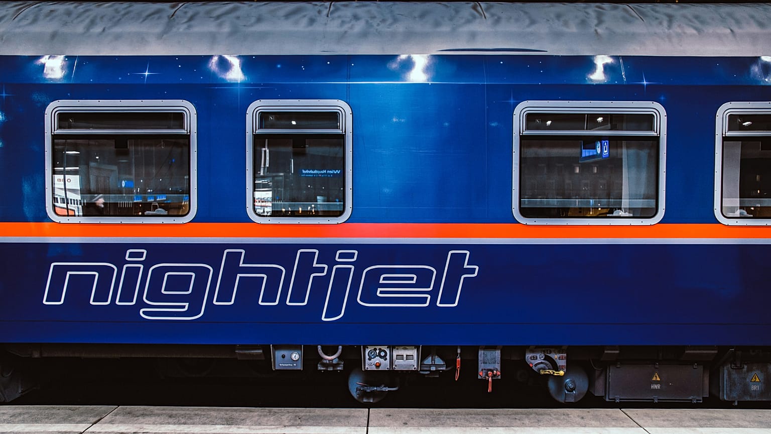 Train Nightjet à la gare centrale de Vienne, Autriche