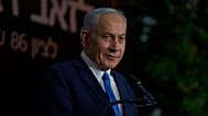 El primer ministro israelí, Benjamin Netanyahu, pronuncia un discurso en el cementerio militar del Monte Herzl en Jerusalén, el 14 de julio de 2026.