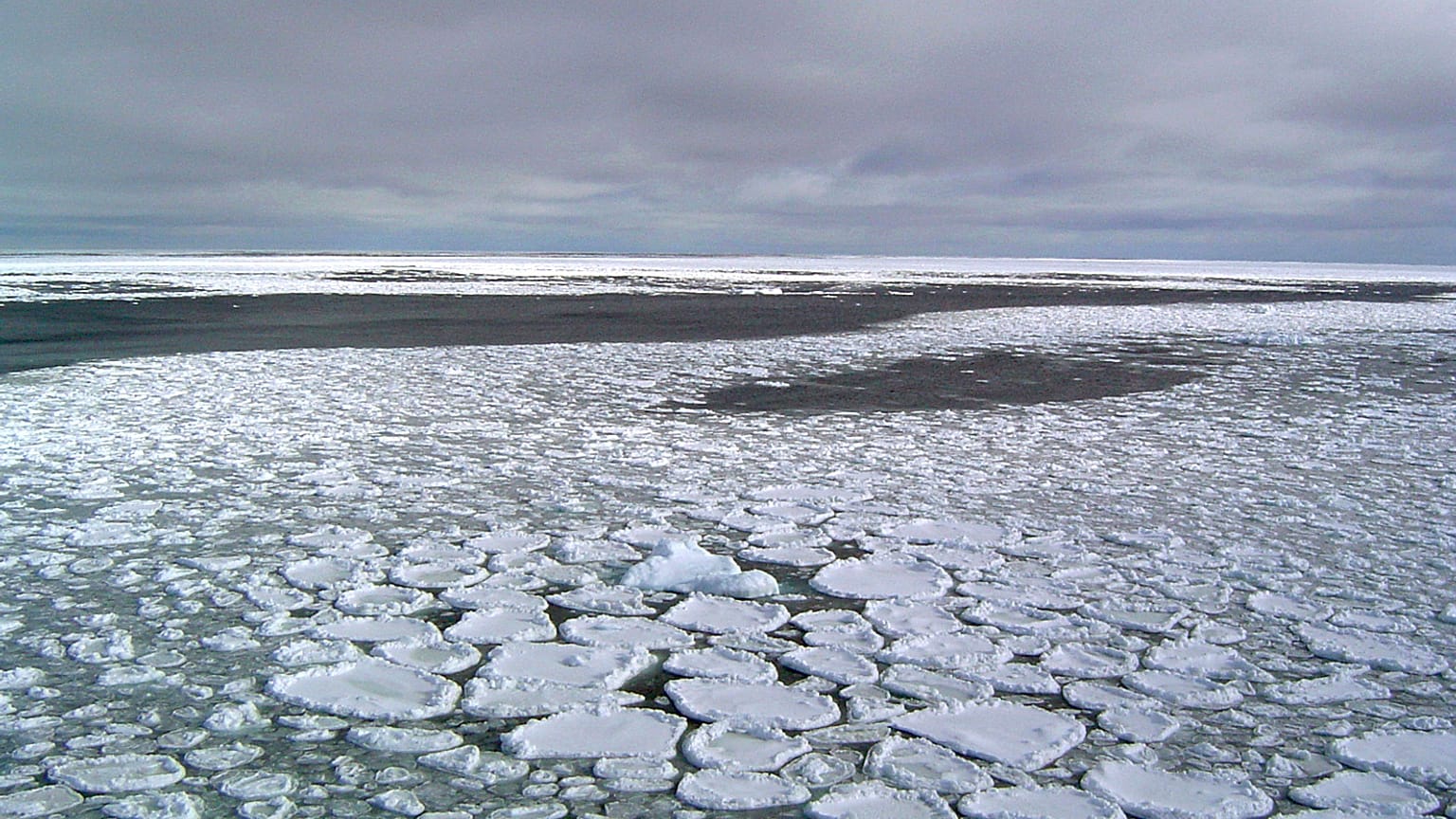 Ghiaccio marino nell'oceano meridionale, spedizione verso il mare di Ross (2017)