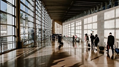 AB, ETIAS seyahat izninin uygulamaya alınmasını süresiz erteledi