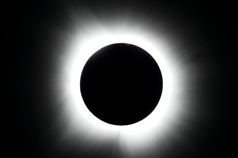 Un eclipse solar en 2024 observado desde Arlington, en Texas (EE.UU.)