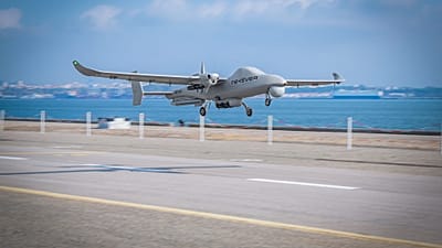 Το AR5 της Tekever απογειώνεται από θαλάσσια πλατφόρμα