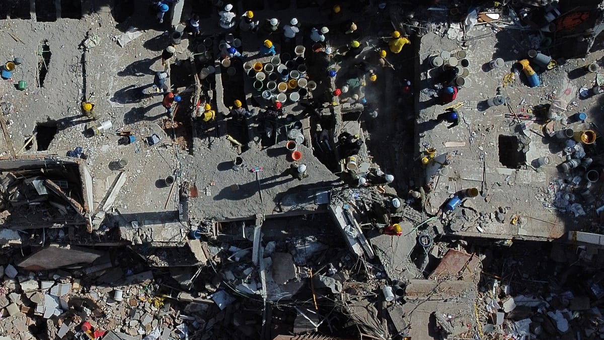 Colombia declares three days mourning for quake victims as EU pledges assistance