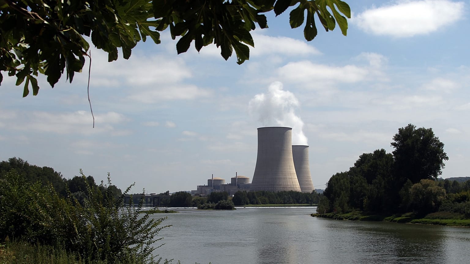 A view of the Golfech nuclear power plant in southwestern France, 6 August, 2015