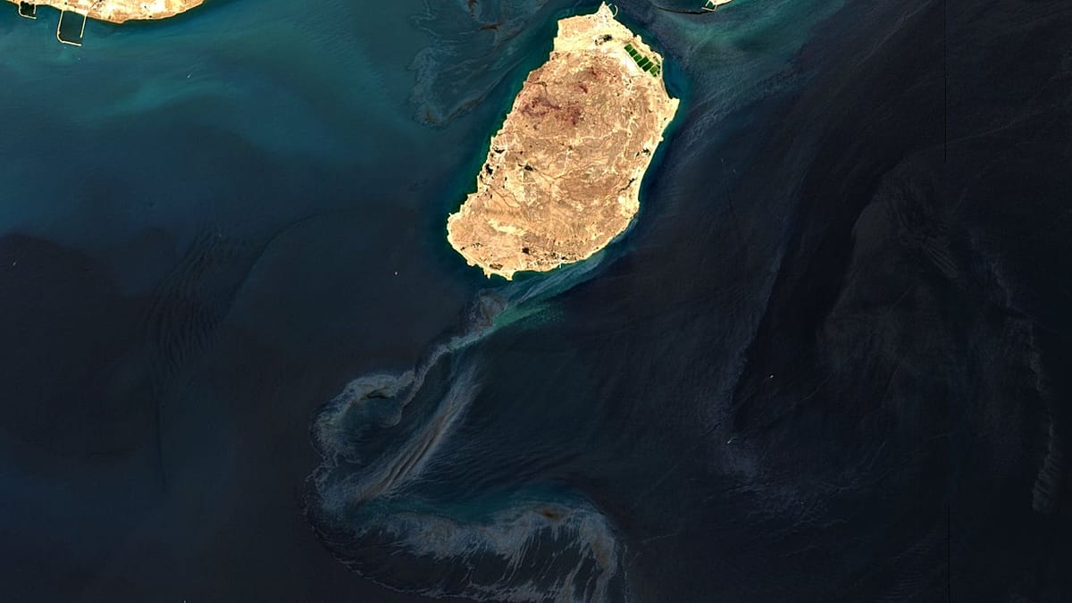 Iran claims 'trillion-dollar' pollution damage as Gulf oil spills spread