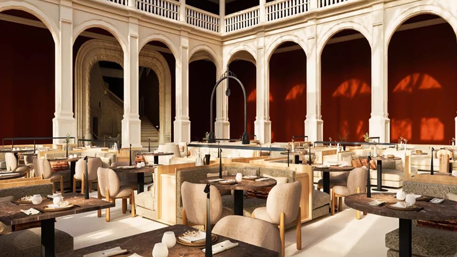استغرق ترميم قصر "Palacio de Avellaneda" ثلاثة أعوام، وتجمع غرفه وأجنحته اليوم بين الراحة العصرية وهندسته الأصلية من القرن السادس عشر