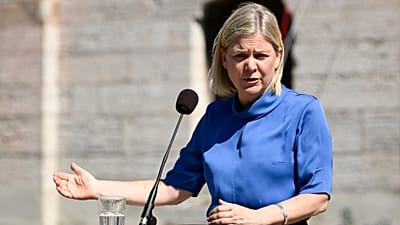 L'ancienne Première ministre suédoise Magdalena Andersson s'exprime lors d'une conférence de presse à Visby, en Suède, le 3 juillet 2022.
